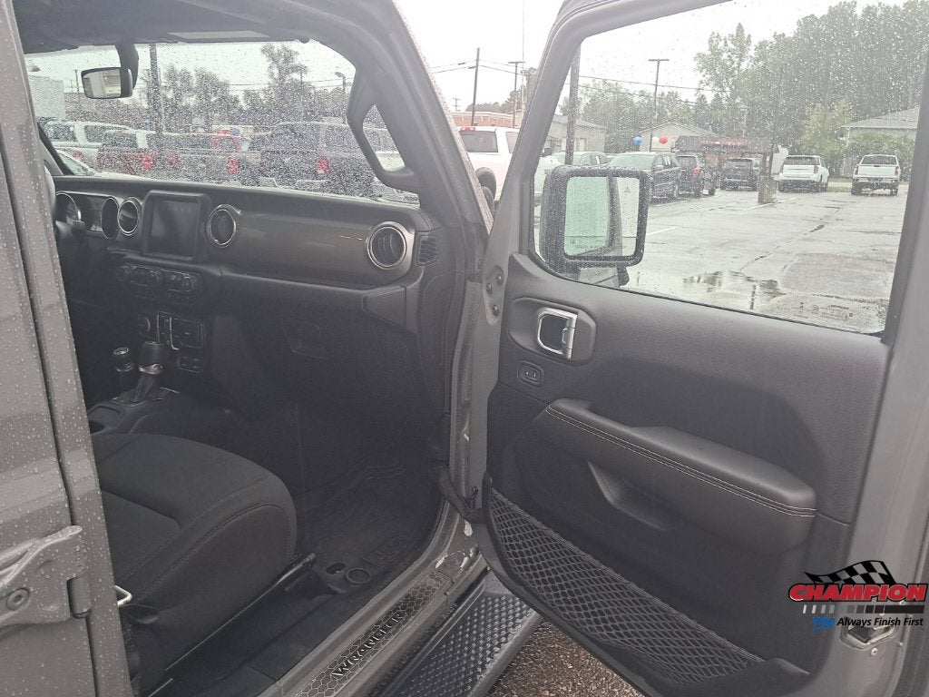 2020 Jeep Wrangler Unlimited Sahara 4x4