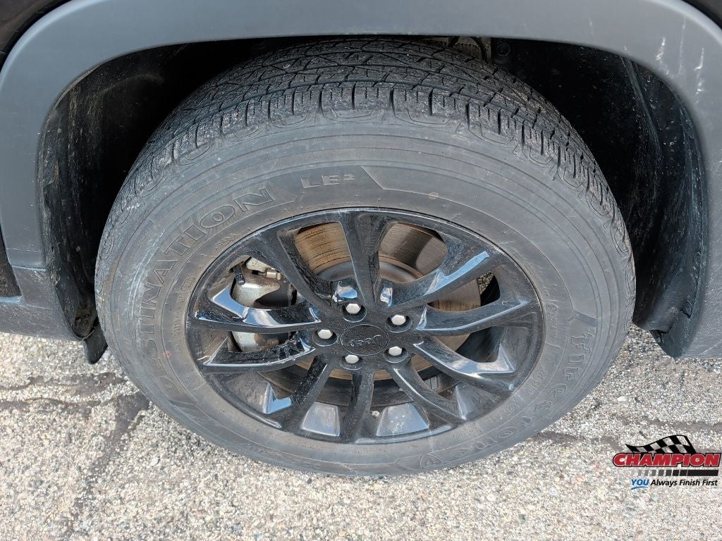 2023 Jeep Cherokee Altitude Lux 4x4