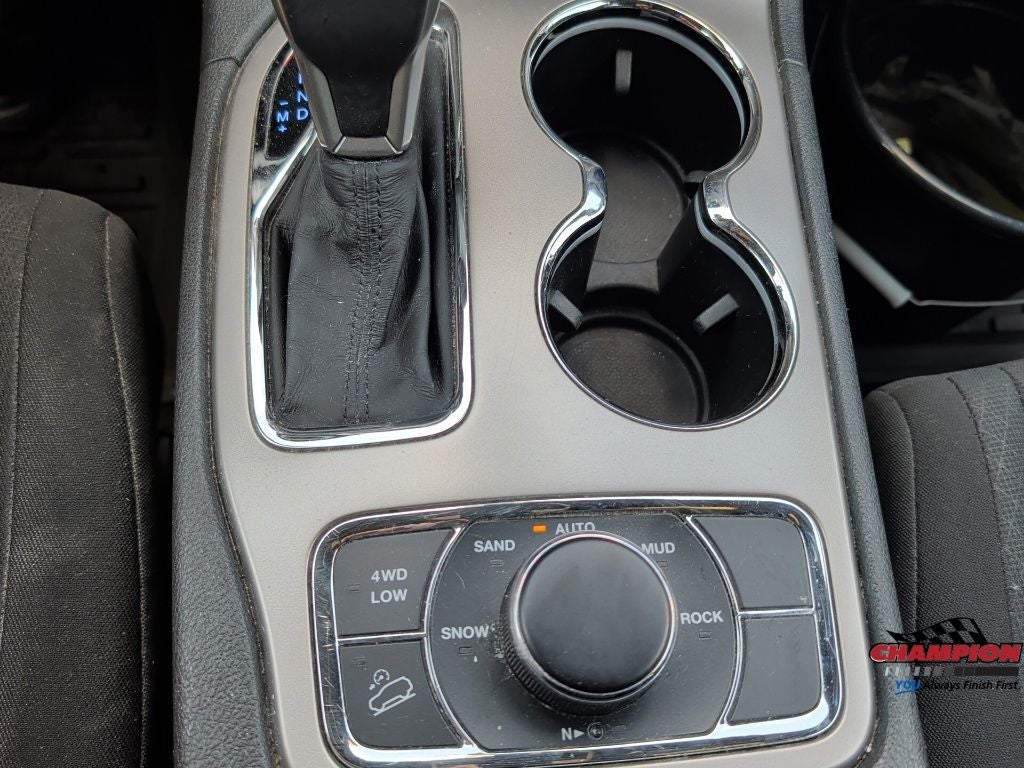2019 Jeep Grand Cherokee Laredo E 4x4
