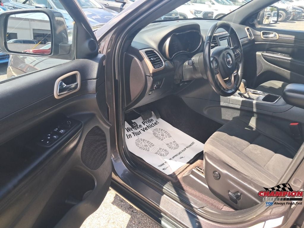 2016 Jeep Grand Cherokee Laredo