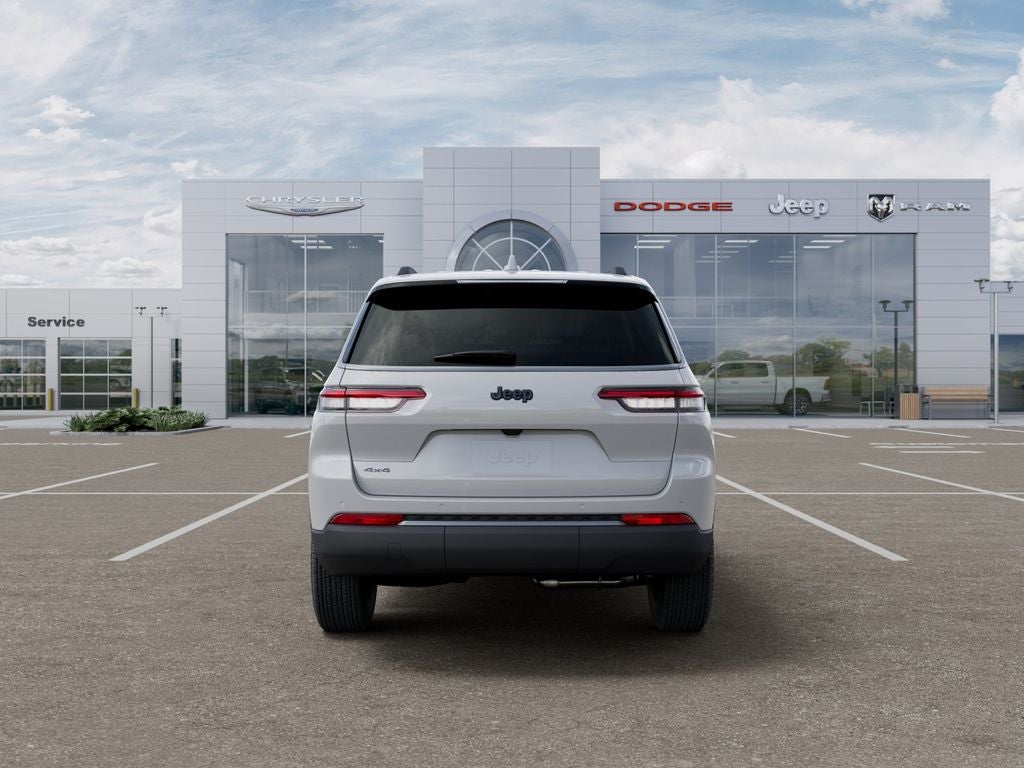 2026 Jeep Grand Cherokee Altitude 4x4