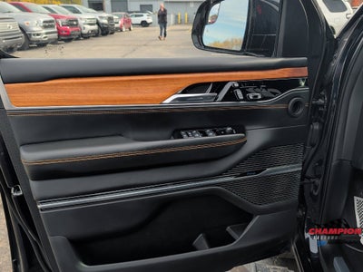 2022 Jeep Grand Wagoneer Series III