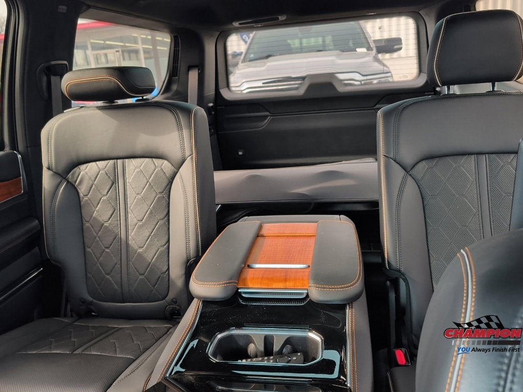 2022 Jeep Grand Wagoneer Series III
