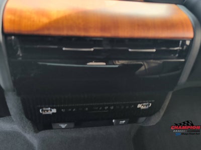 2022 Jeep Grand Wagoneer Series III