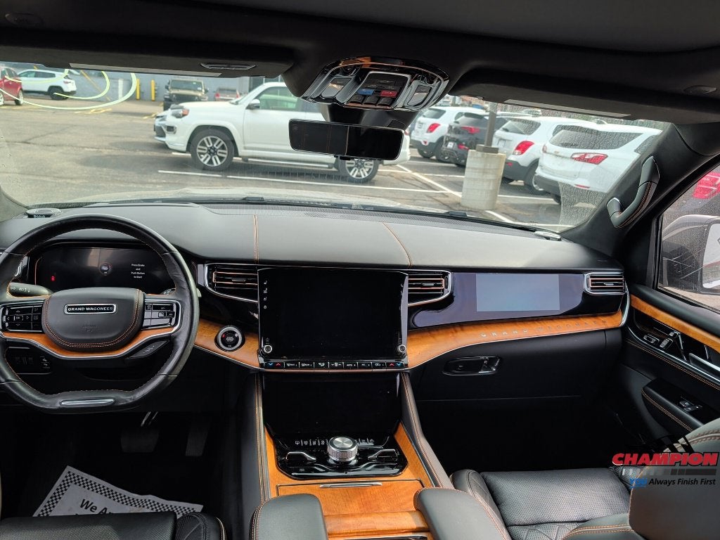 2022 Jeep Grand Wagoneer Series III