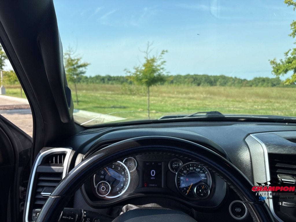 2021 RAM 1500 Big Horn Crew Cab 4x4 5'7' Box