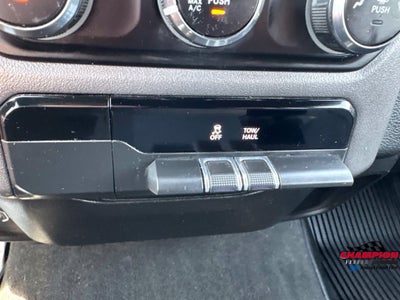 2021 RAM 1500 Big Horn Crew Cab 4x4 5'7' Box
