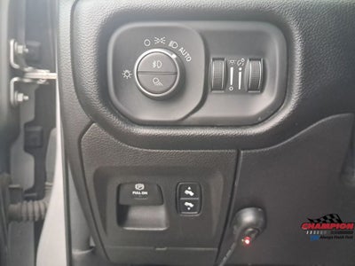 2019 RAM 1500 Big Horn/Lone Star Crew Cab 4x4 5'7' Box