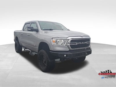 2019 RAM 1500 Big Horn/Lone Star Crew Cab 4x4 5'7' Box