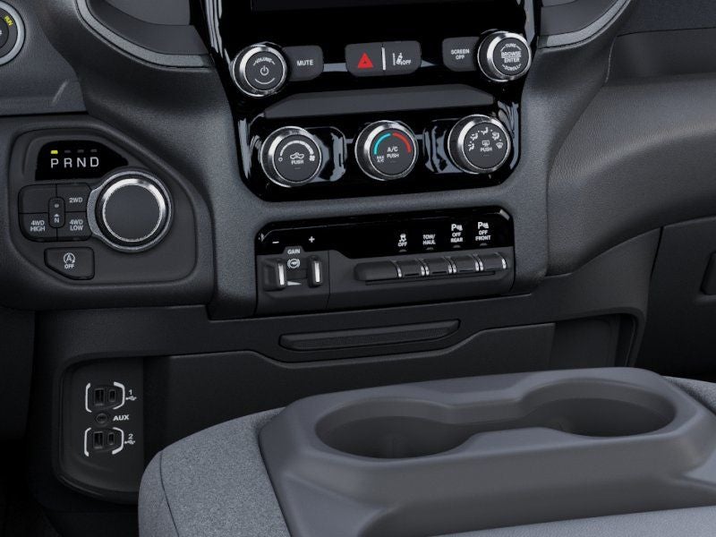 2026 RAM 1500 RAM 1500 EXPRESS CREW CAB 4X4 5'7' BOX