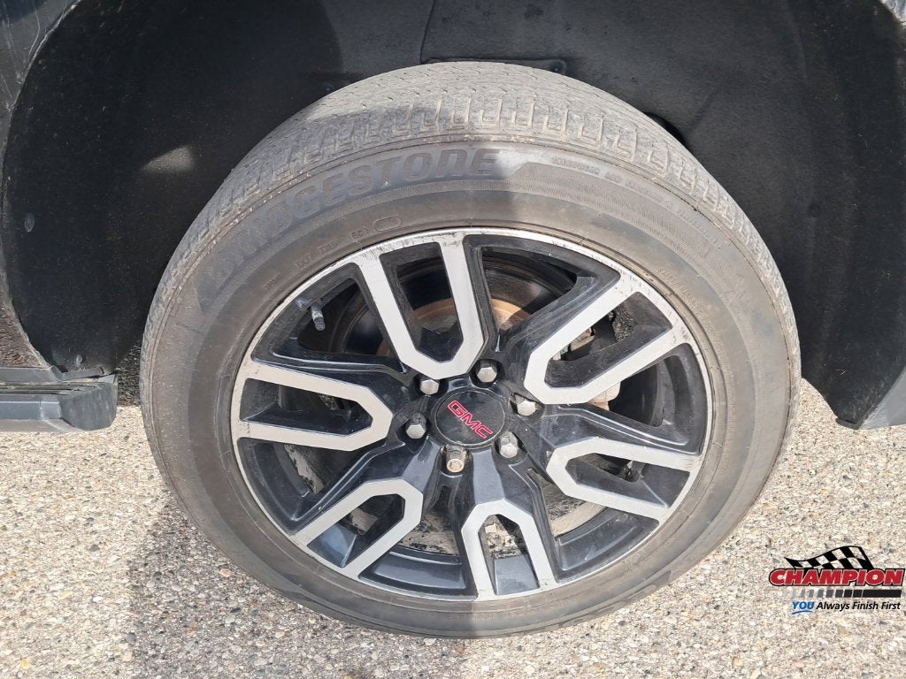 2021 GMC Yukon XL AT4