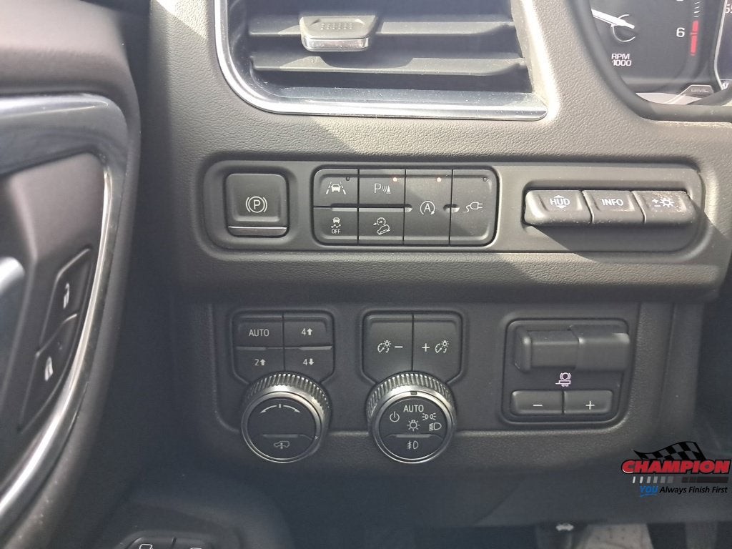 2021 GMC Yukon XL AT4