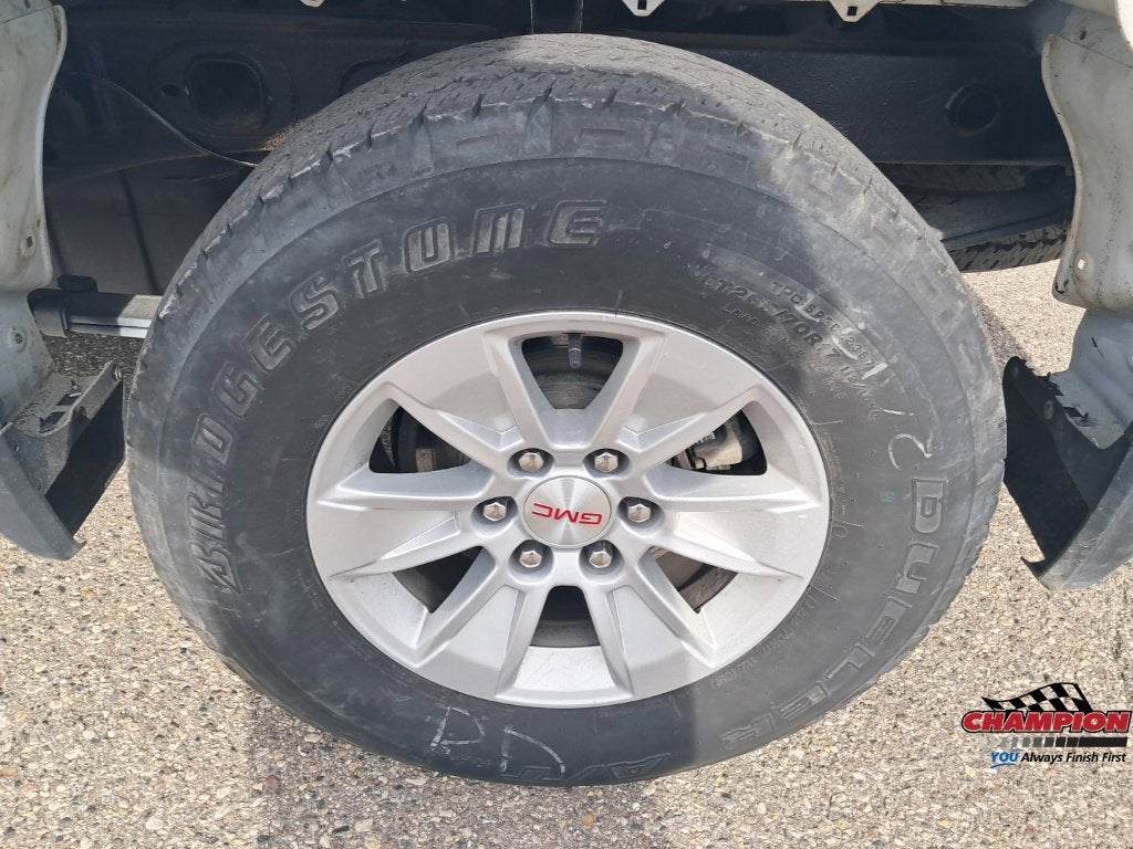 2023 GMC Sierra 1500 SLE