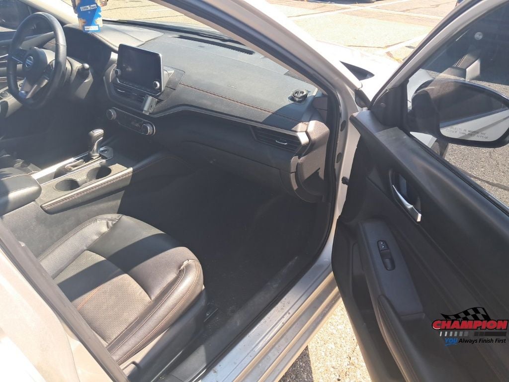 2020 Nissan Altima SR FWD