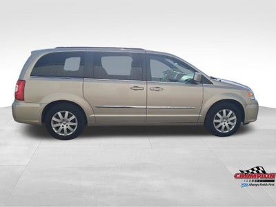 2013 Chrysler Town & Country Touring