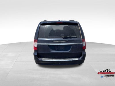 2014 Chrysler Town & Country Touring-L