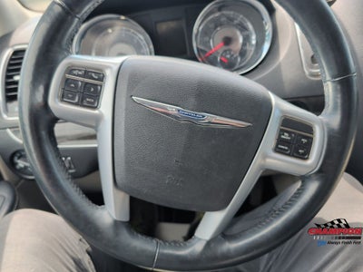 2014 Chrysler Town & Country Touring-L