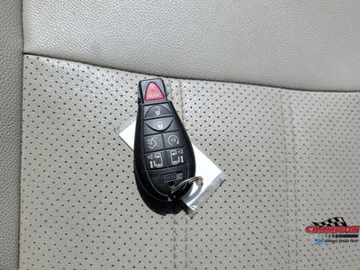 2014 Chrysler Town & Country Touring-L