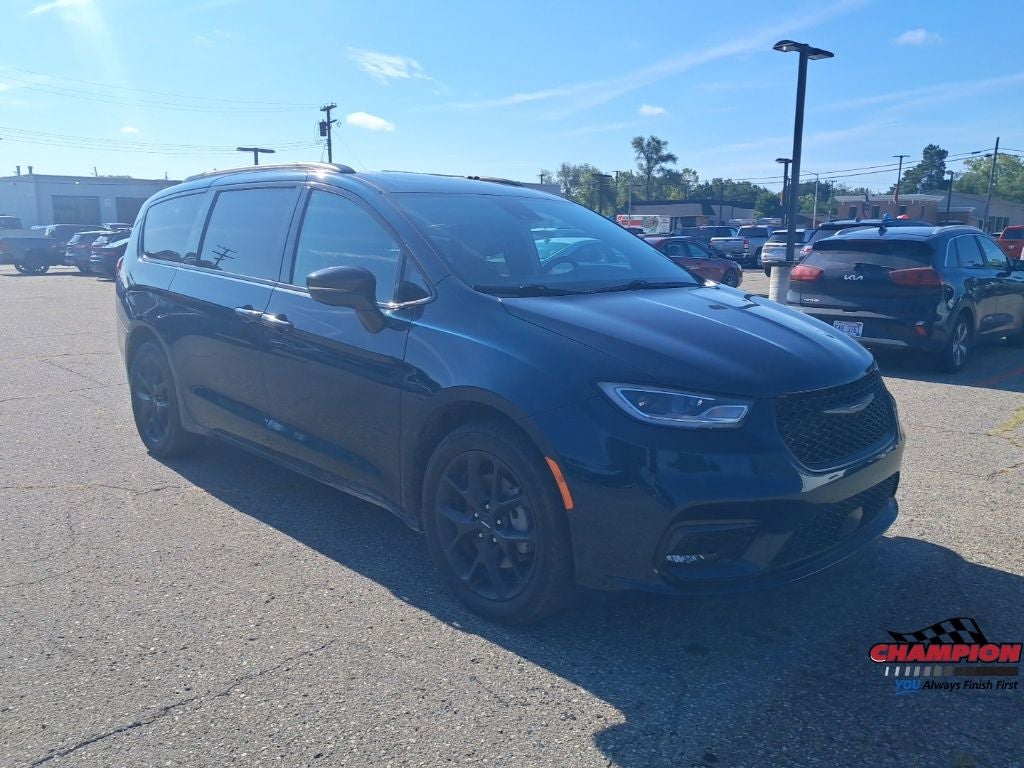 2023 Chrysler Pacifica Limited AWD