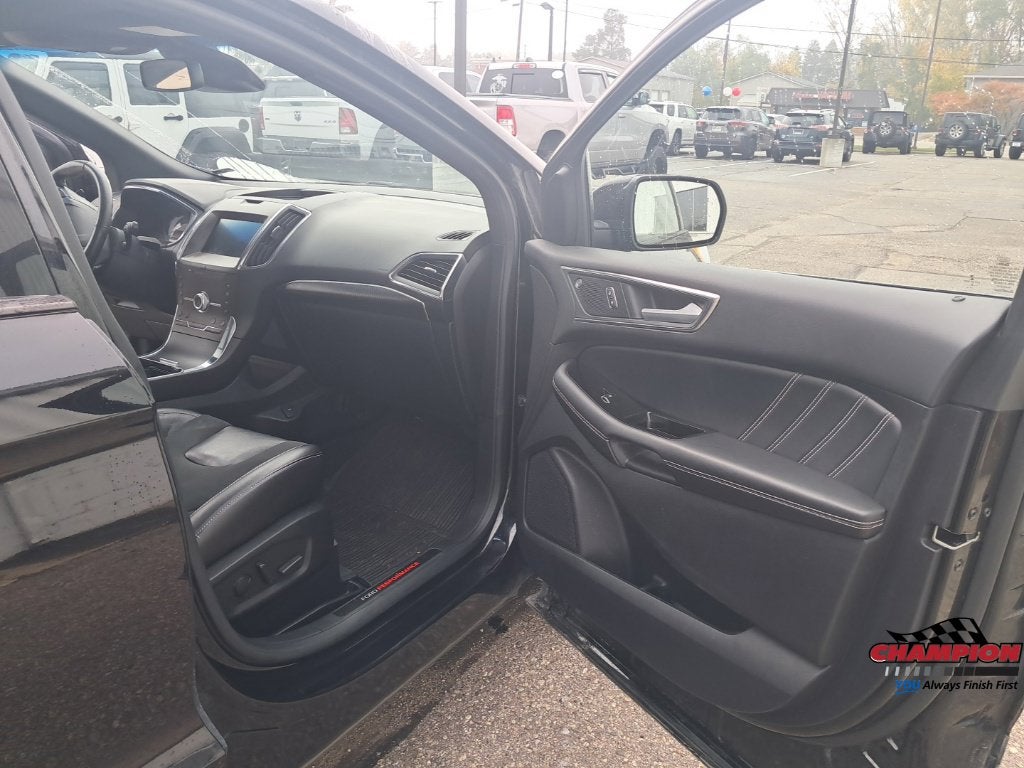 2020 Ford Edge ST
