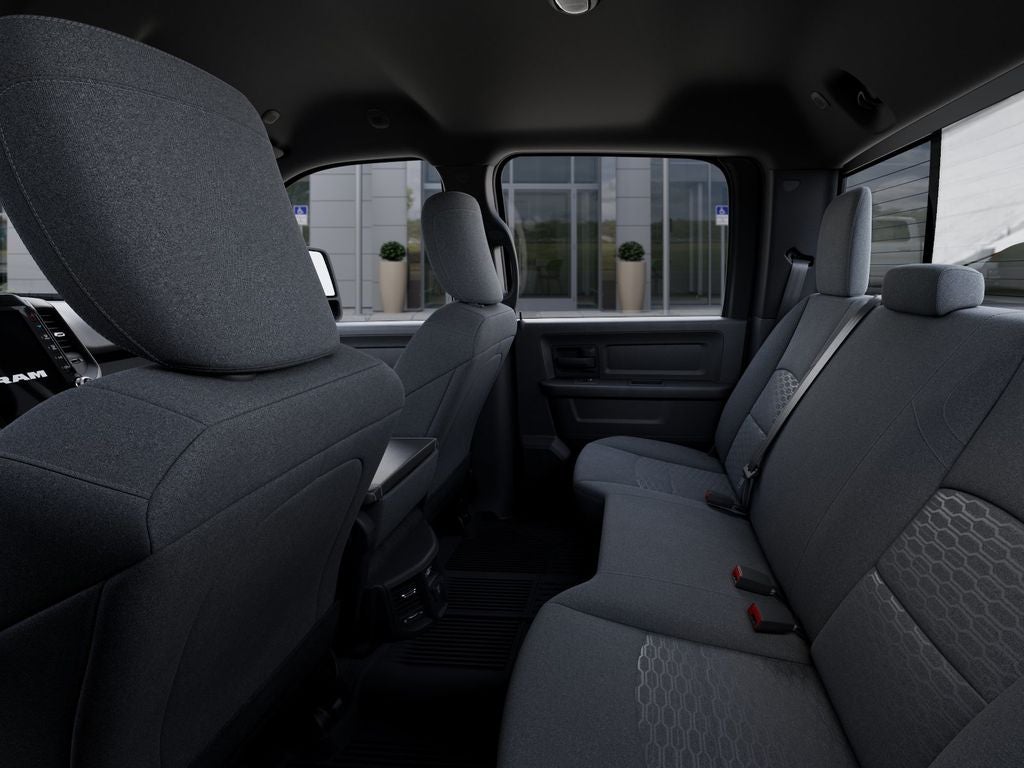2026 RAM 2500 RAM 2500 BLACK EXPRESS CREW CAB 4X4 6'4' BOX