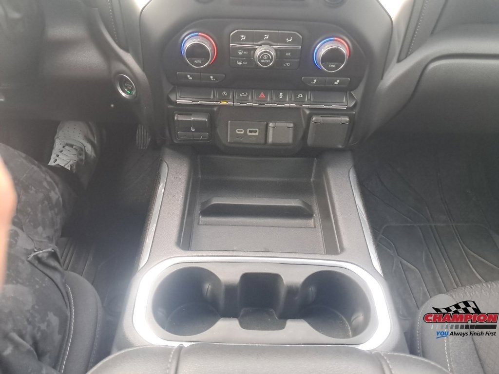 2021 Chevrolet Silverado 1500 4WD Crew Cab Short Bed RST