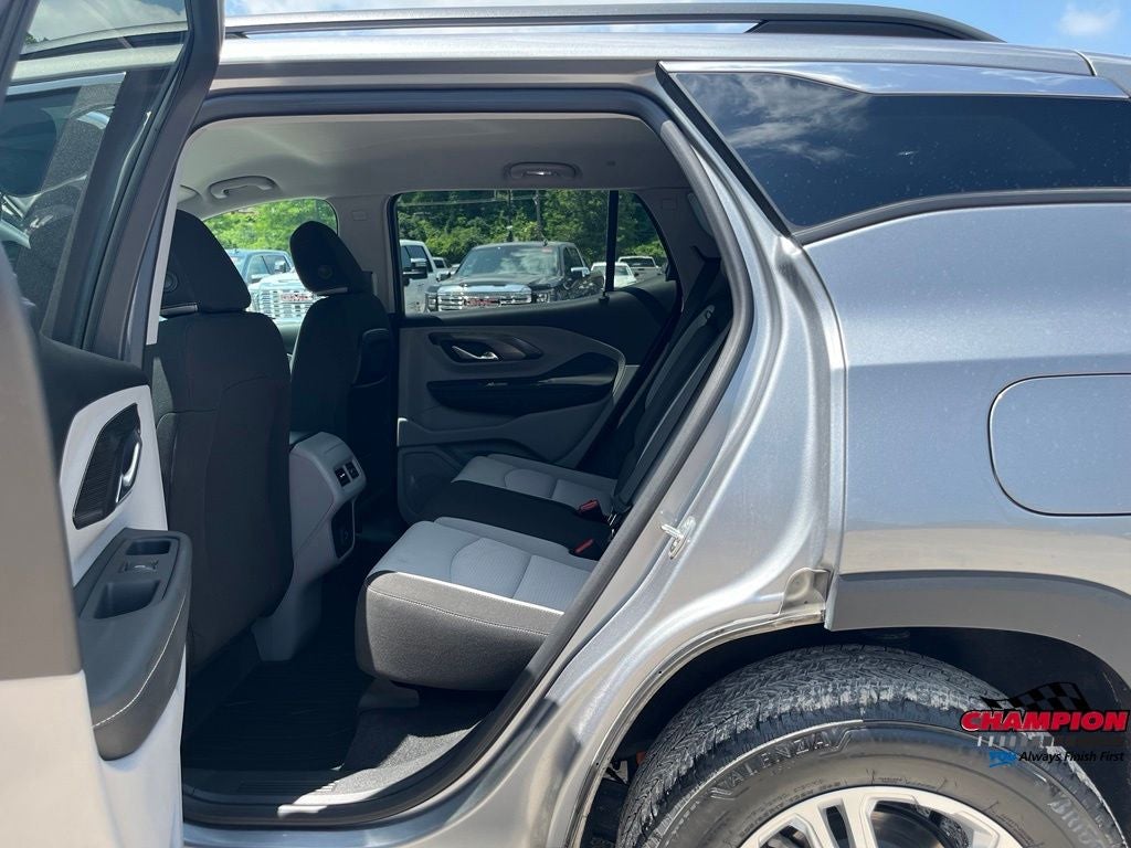 2024 GMC Terrain AWD SLE