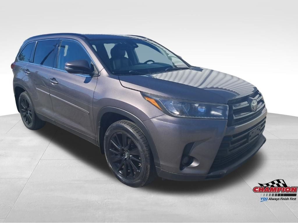 2019 Toyota Highlander SE