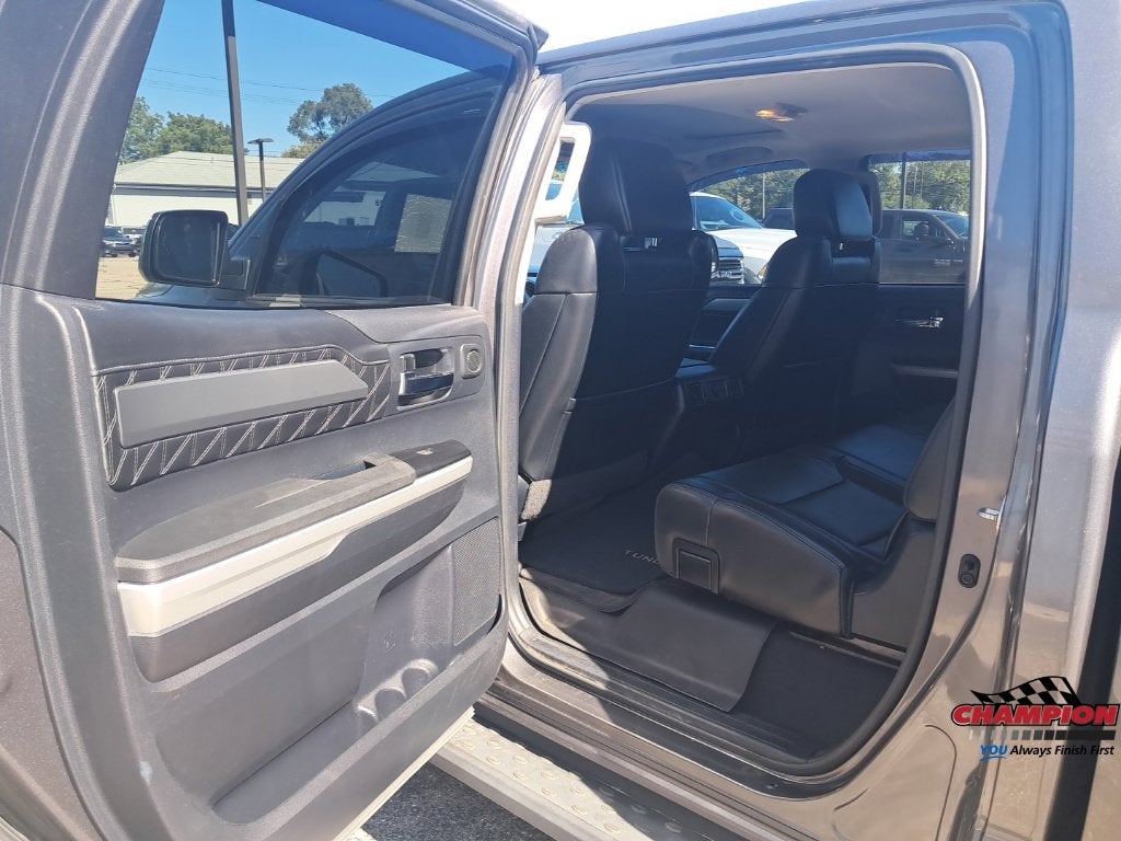 2015 Toyota Tundra Base