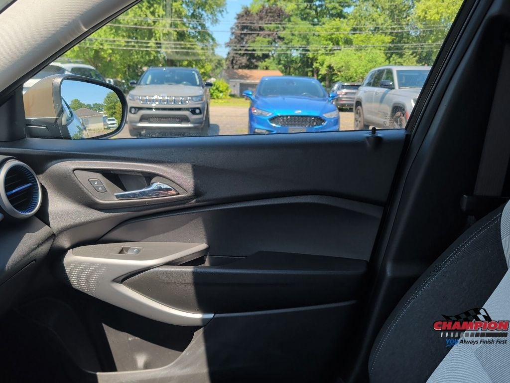 2024 Chevrolet Trax FWD SP
