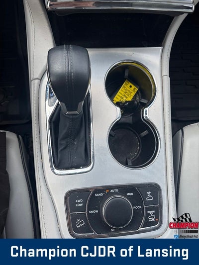 2020 Jeep Grand Cherokee Summit