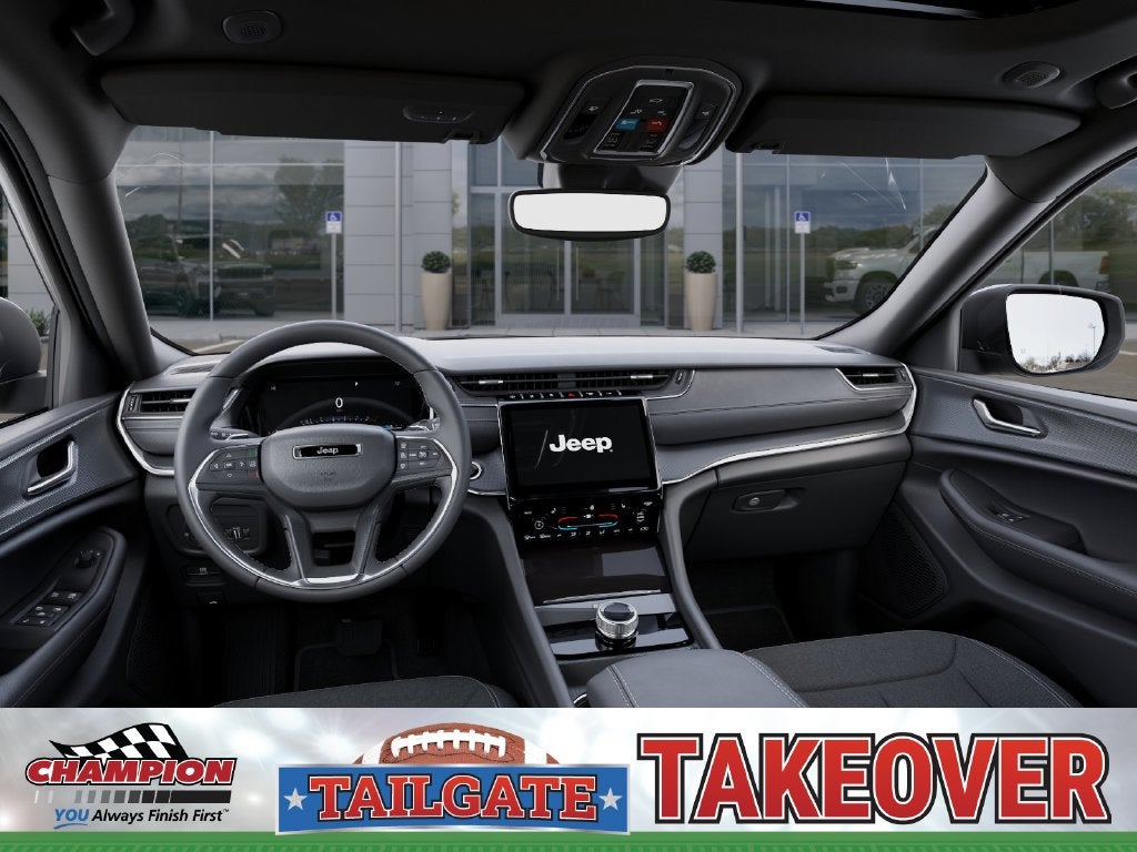 2027 Jeep Grand Cherokee GRAND CHEROKEE LAREDO X 4X4