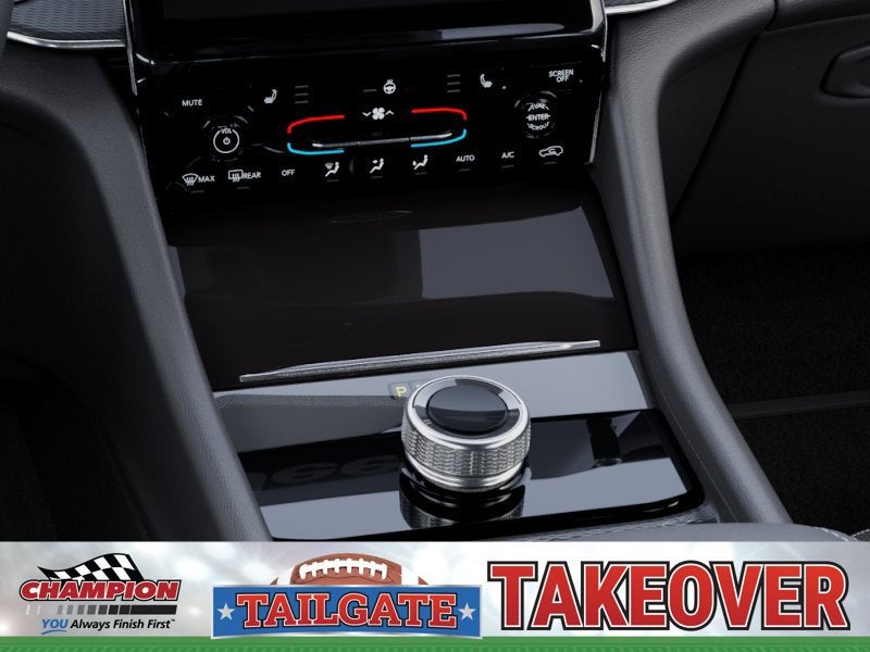 2027 Jeep Grand Cherokee GRAND CHEROKEE LAREDO X 4X4
