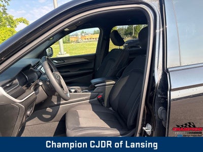 2024 Jeep Grand Cherokee L Laredo 4x4