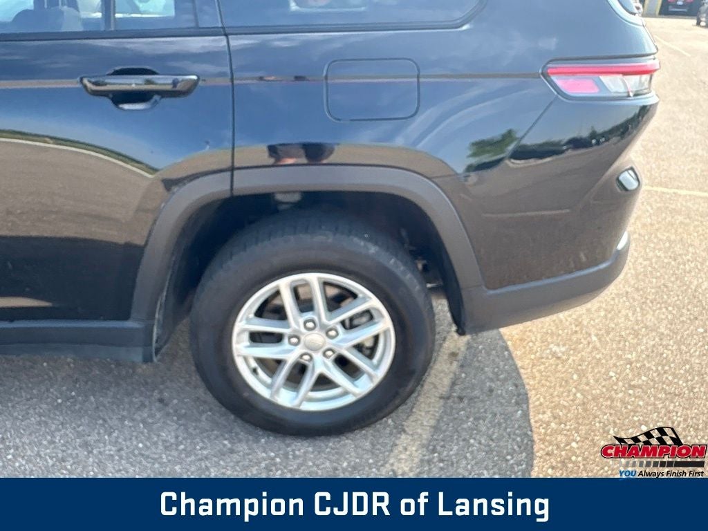 2024 Jeep Grand Cherokee L Laredo 4x4