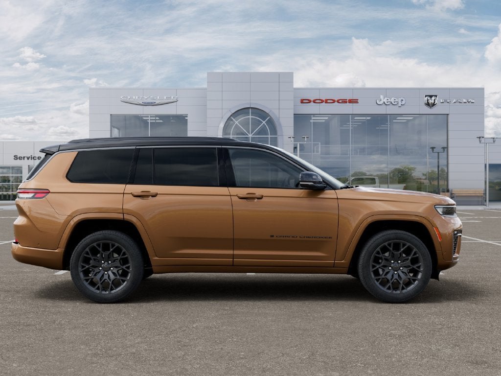 2027 Jeep Grand Cherokee GRAND CHEROKEE L SUMMIT 4X4