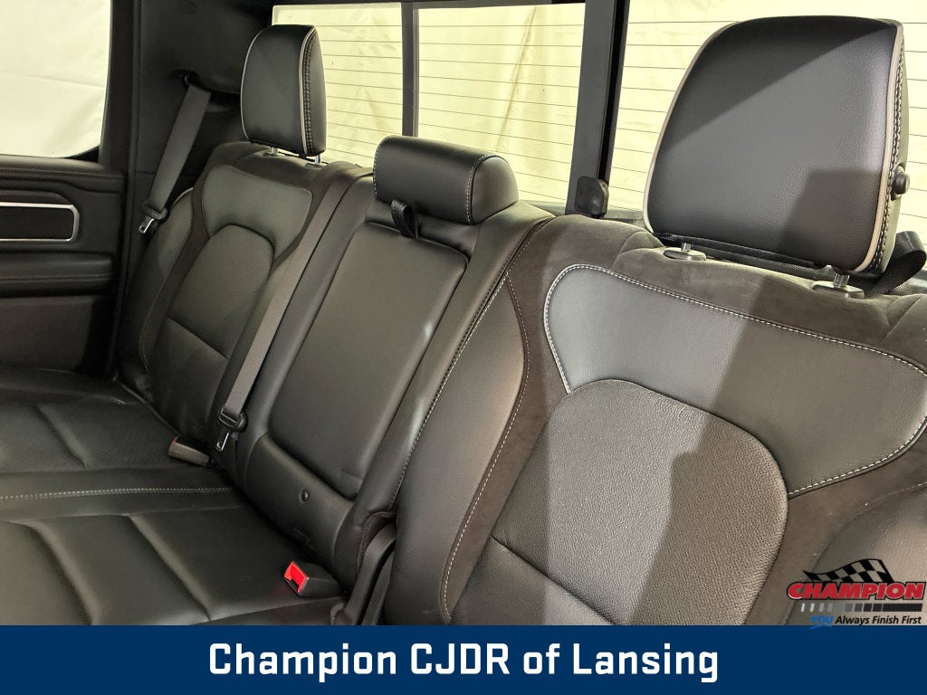 2023 RAM 1500 Laramie Crew Cab 4x4 5'7' Box
