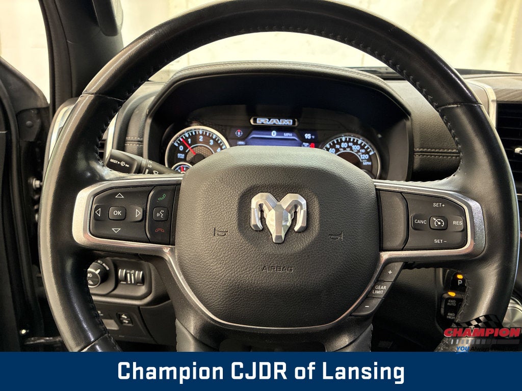 2023 RAM 1500 Laramie Crew Cab 4x4 5'7' Box