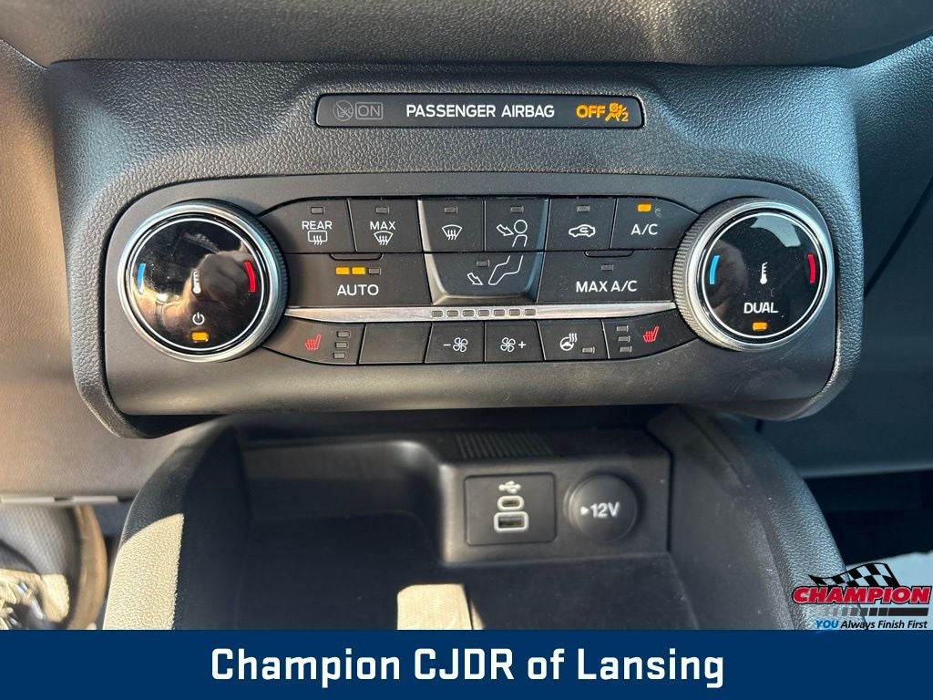 2025 Ford Escape ST-Line Select