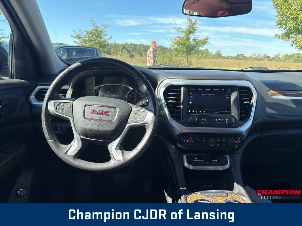 2022 GMC Acadia SLE