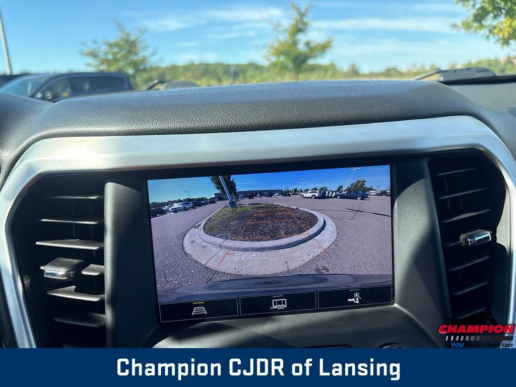 2022 GMC Acadia SLE