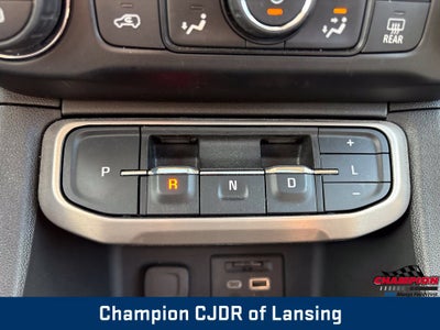 2022 GMC Acadia AWD Denali