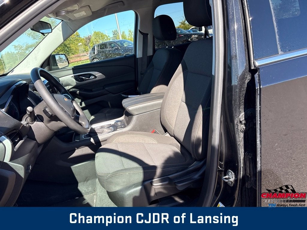 2021 Chevrolet Traverse LS