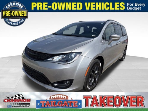 2020 Chrysler Pacifica Touring L