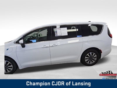 2023 Chrysler Pacifica Hybrid Touring L