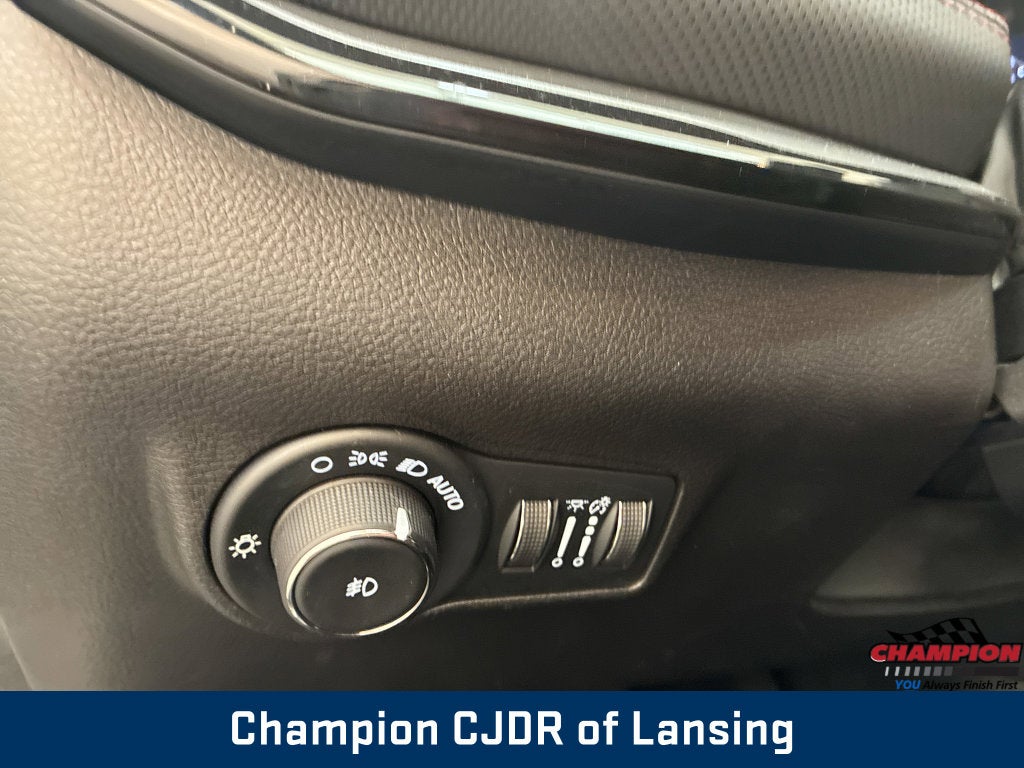 2025 Jeep Compass Trailhawk 4x4