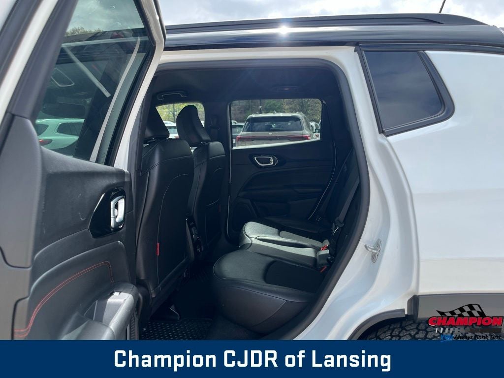 2025 Jeep Compass Trailhawk 4x4