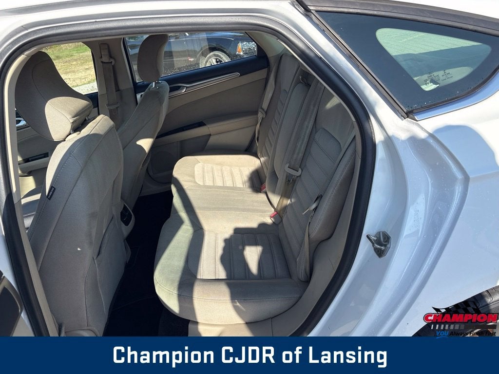 2017 Ford Fusion SE
