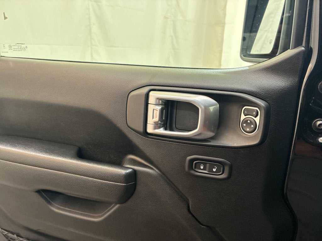 2023 Jeep Wrangler 2-Door Willys 4x4