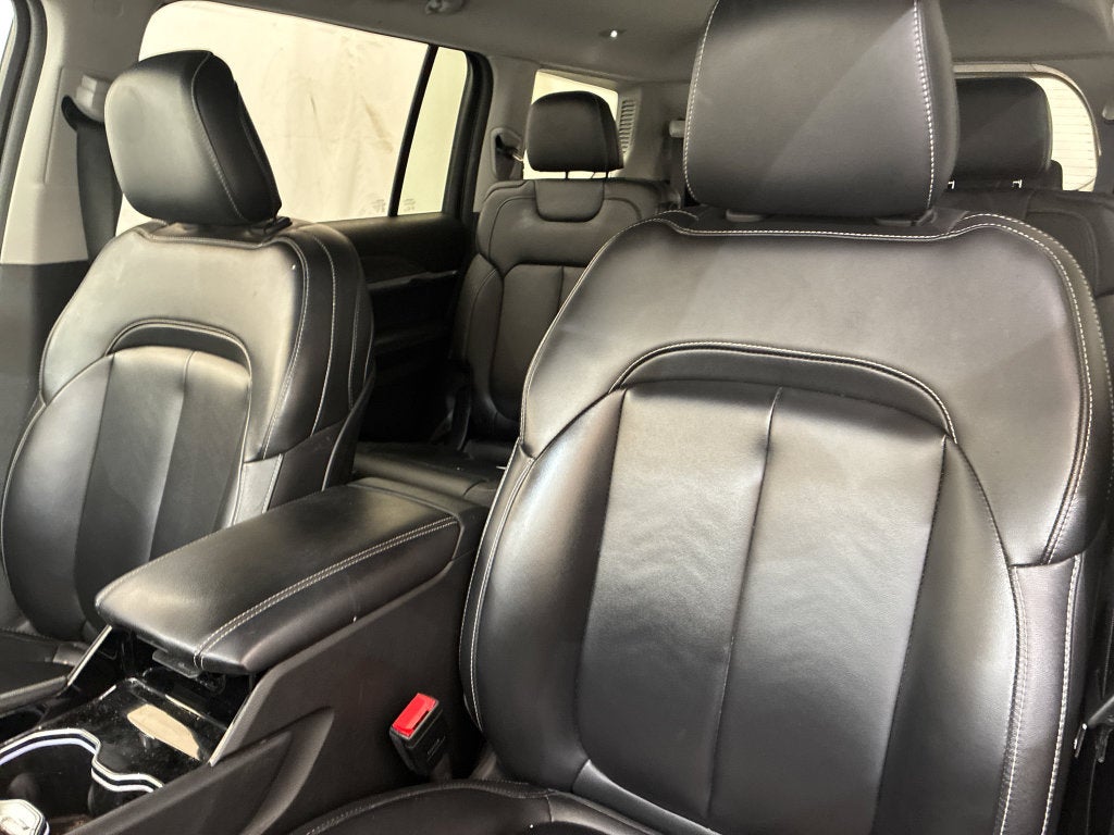 2023 Jeep Grand Cherokee Laredo 4x4